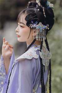 绑定软饭系统，每天让女神花钱后续