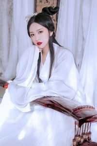 绑定软饭系统，每天让女神花钱后续+番外