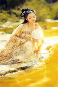 被师尊刺死后，我修无情道成神后续+完结