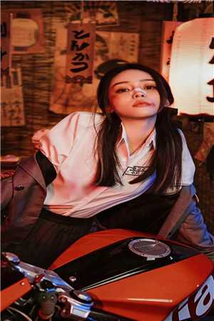 进城后，他在灾荒年代红红火火人气小说