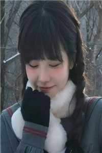 女儿滑雪摔死后，我在一旁美美的自拍