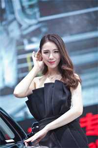 穿书后，我成了被所有人讨厌的女配热门