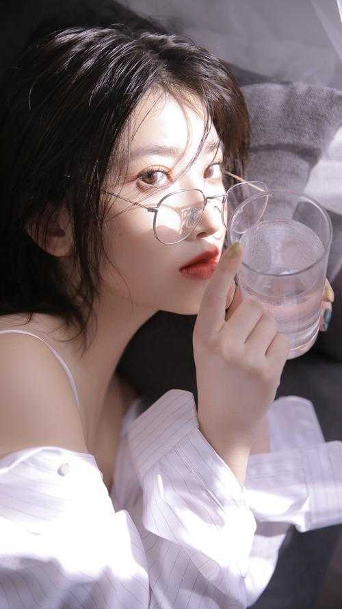 神豪：从被校花嫌弃开始身价暴涨精彩