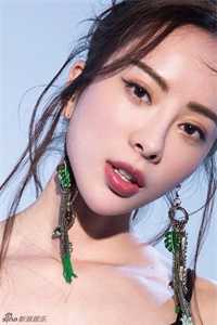 妈妈被仇人砍杀时，姐姐在陪庶弟过生辰碧桃顾明