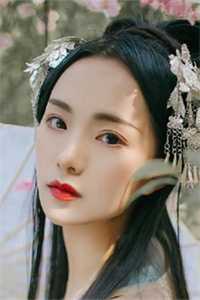 豪门虐恋：家道中落后我提出离婚了章节