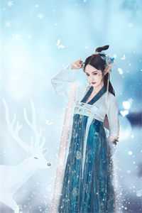 穿越后，我和国民女神成了队友苏星月林烟最新小说推荐_完本小说免费阅读穿越后，我和国民女神成了队友(苏星月林烟)