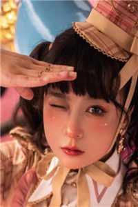 一等功臣女儿被欺辱致死后，军区杀疯了畅读