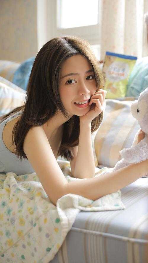 白天乖乖女，晚上战斗服第一杀手免费看