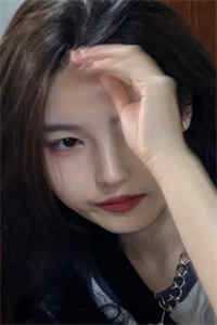 弹幕出现后，我和世仇HE了结局