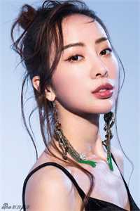 被妹妹掉包兽蛋后，我成了万凰之王全文免费