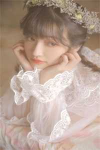 小说穿越九零后，她决心当宠文女主