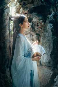 无敌徒儿，下山后绝色师姐随你挑精品阅读